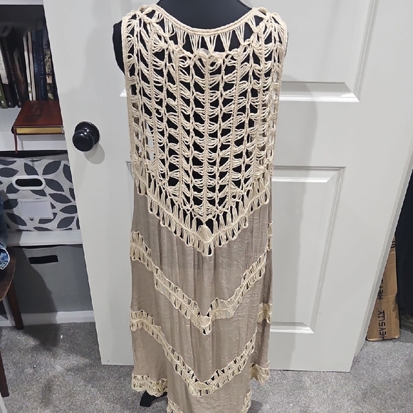 Umgee Boho Crochet Vest in Cream and Brown - Picture 6 of 8